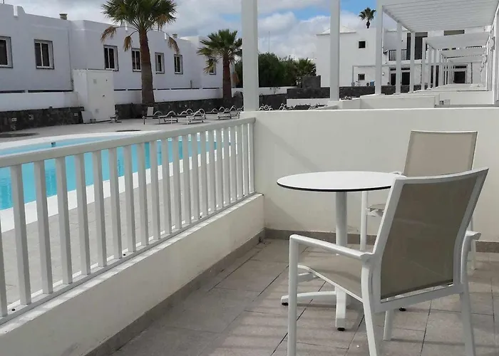 ** Gracioseros ** Sol Y Piscina * Puerto del Carmen (Lanzarote)