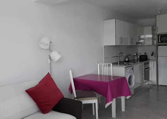 Gracioseros Sol Y Piscina