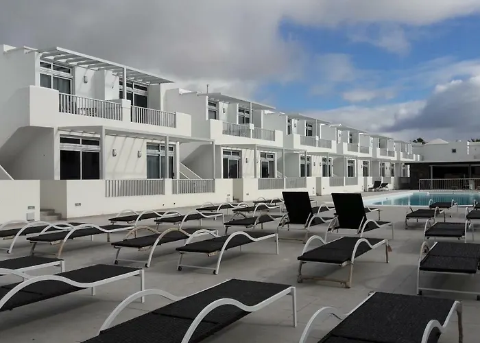 ** Gracioseros ** Sol Y Piscina Puerto del Carmen (Lanzarote)